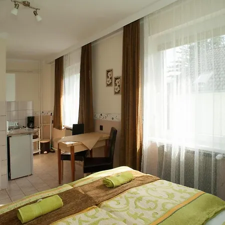 Oleander Apartment *